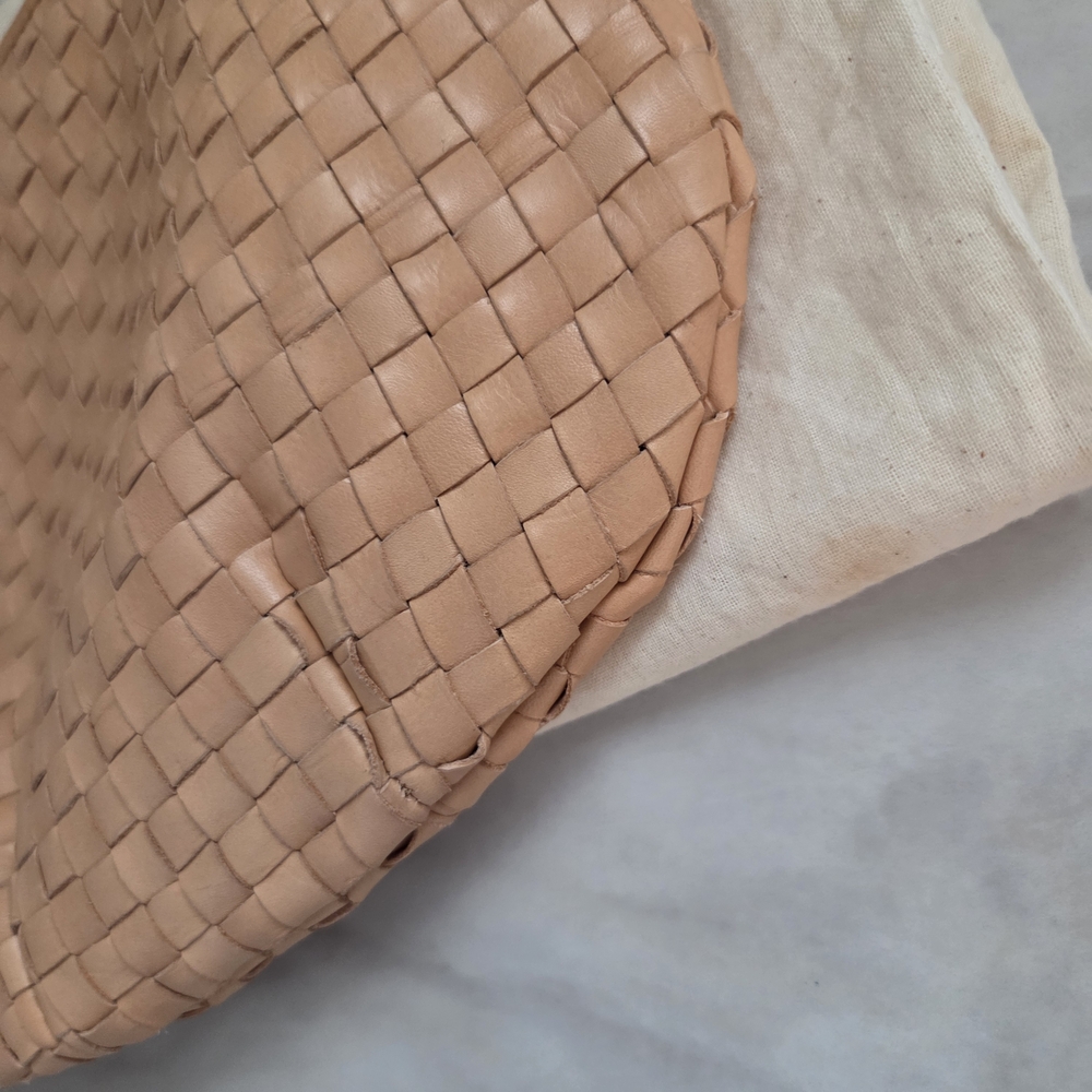 Clare V Petit Moyen Woven Crossbody Bag In Bisque - Picture 3 of 12